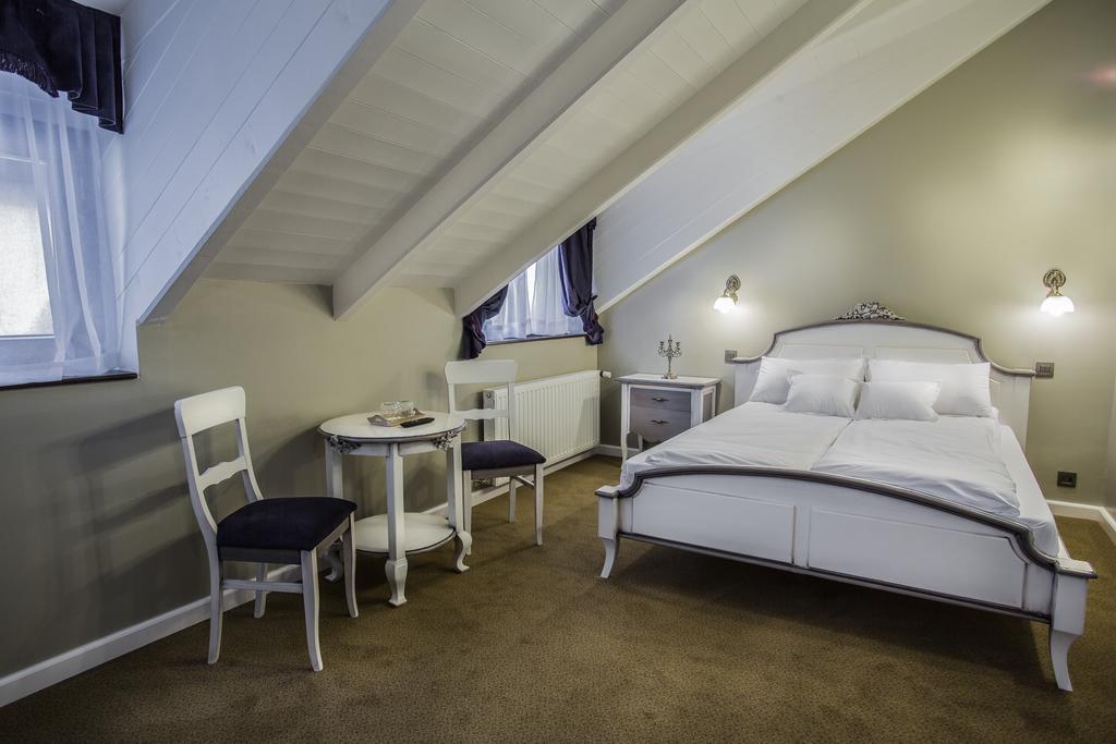 Отель Casa Timpuri Vechi Сибиу Экстерьер фото